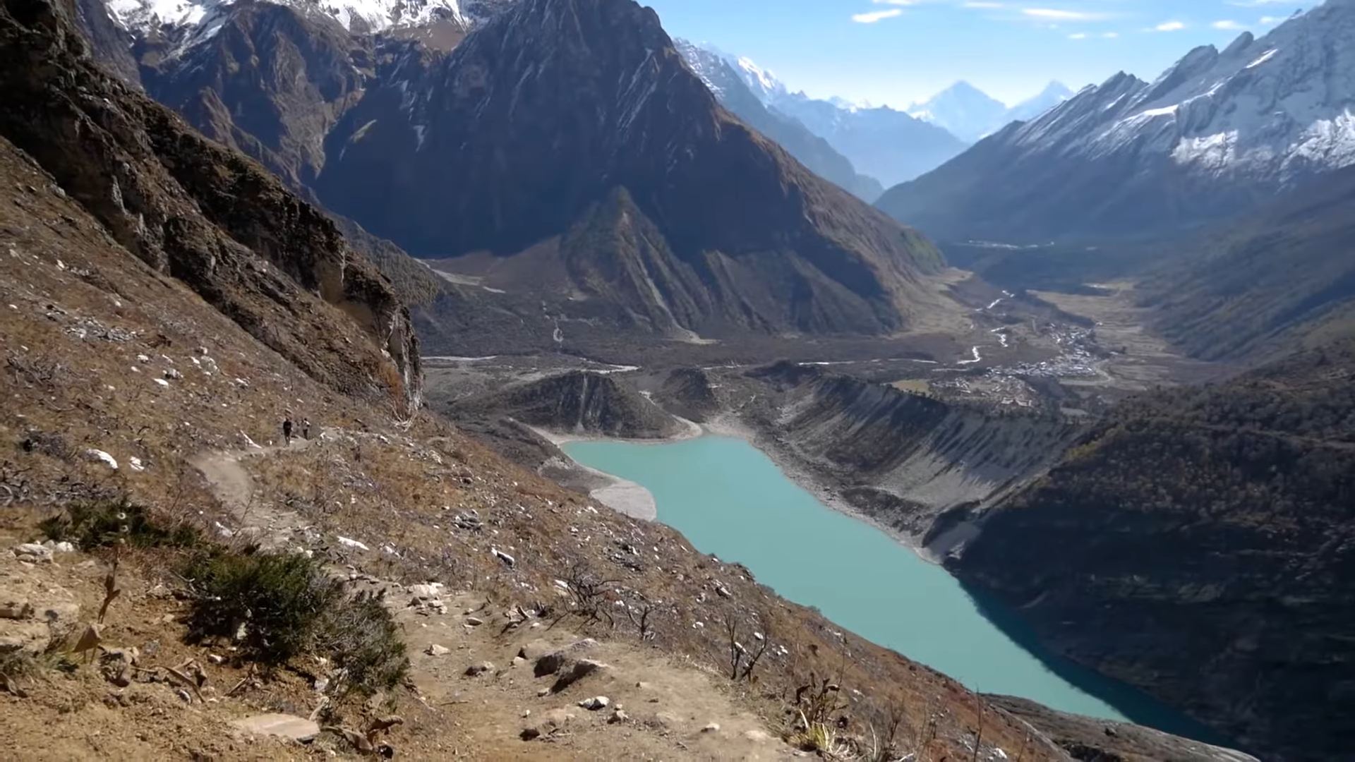 solo trek to manaslu