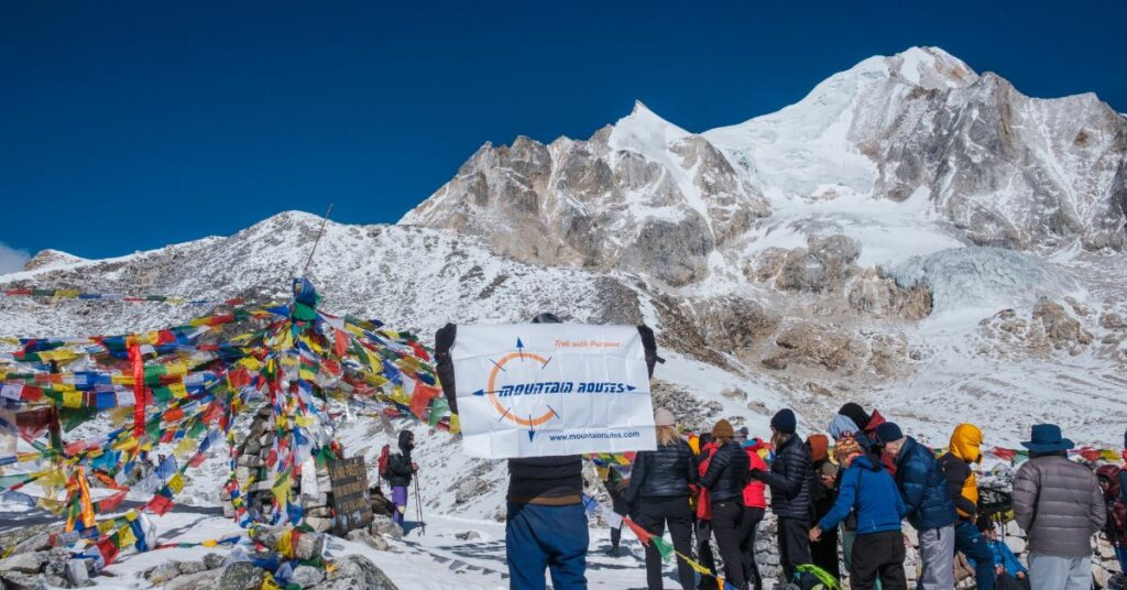 safe Manaslu trek with mountain routes