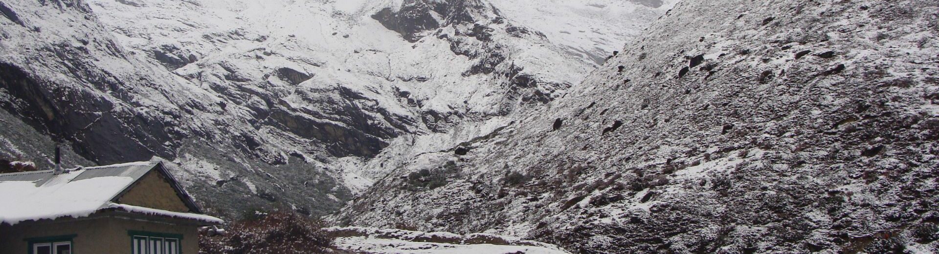 Everest Base Camp Trek Permit: A 2025/26 Guide