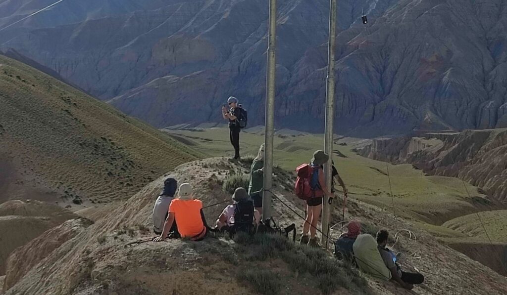 trekkers resting during the trek to upper mustang