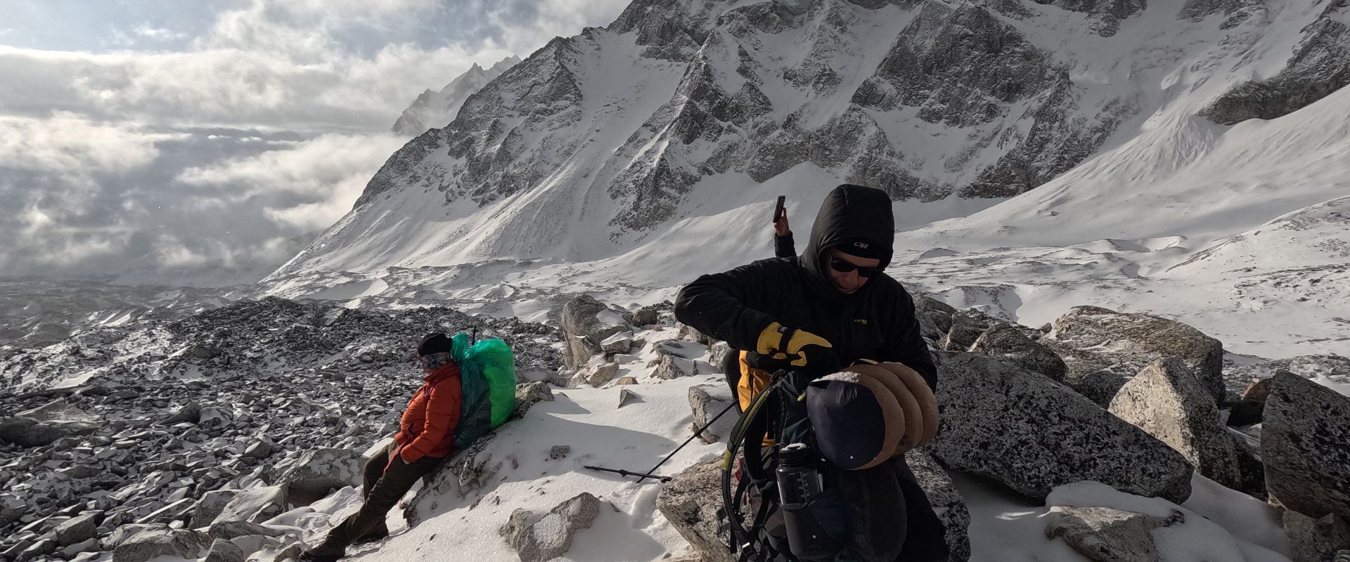 trekking cost to reach the manaslu circuit