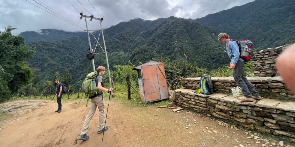 Cloudy day start for ABC trek