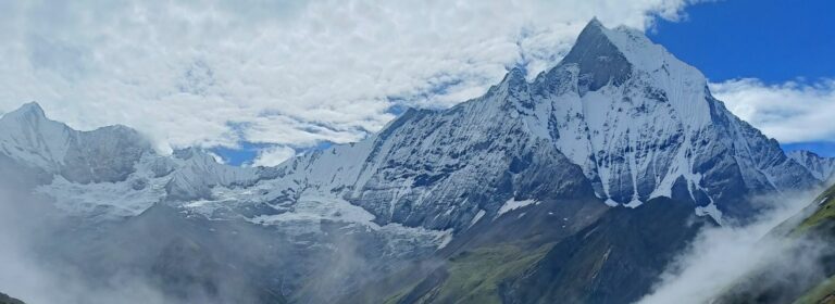 altitude sickness during nepal trek