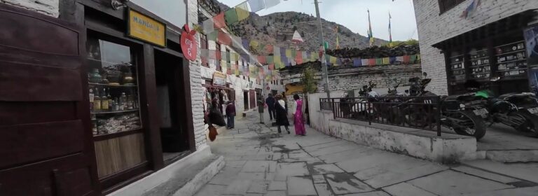 Icone Jerry Galli alley in Marpha Village
