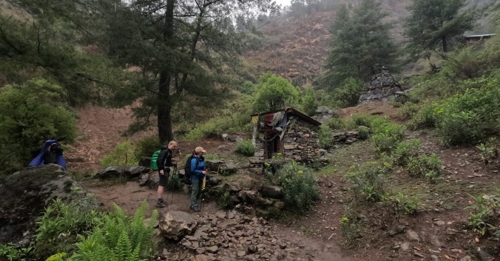 Narrow trail on Manaslu trekking route
