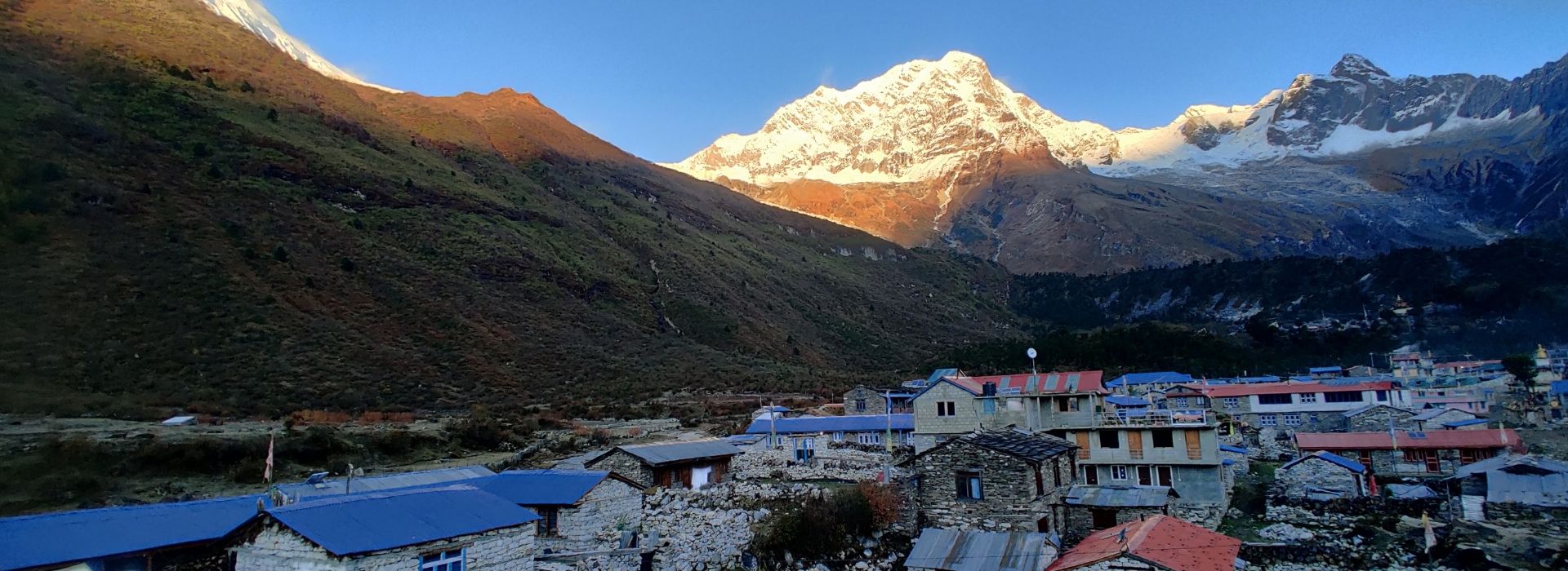 scenic highlight of the Manaslu Circuit Trek in Nepal