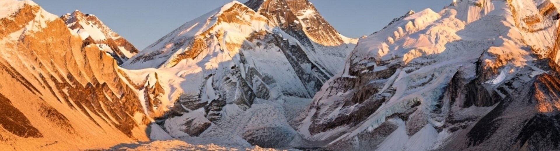 Khumbu Icefall – Dangers, Route, and Survival Tips for 2025/26