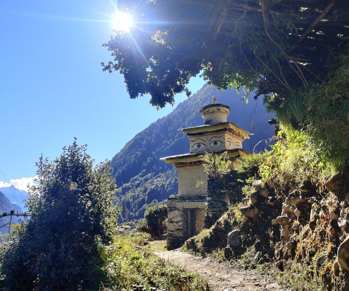 Stupa with Buddha eyes on the Manaslu Circuit trail near Namrung, Nepal