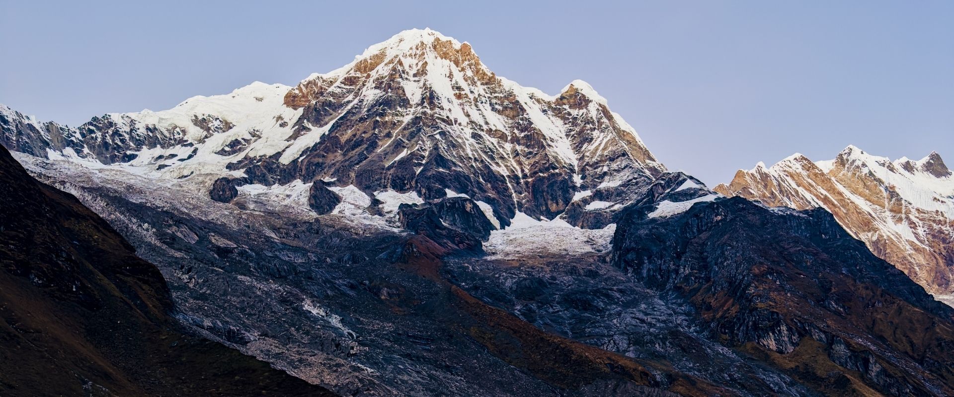 mounain view during Nepal trek